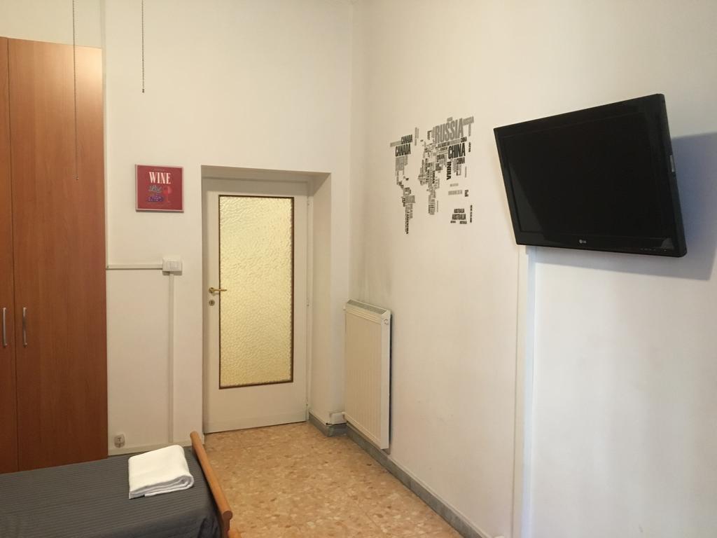 Delightful Apartment 100 Meters From The Colosseum Eksteriør billede